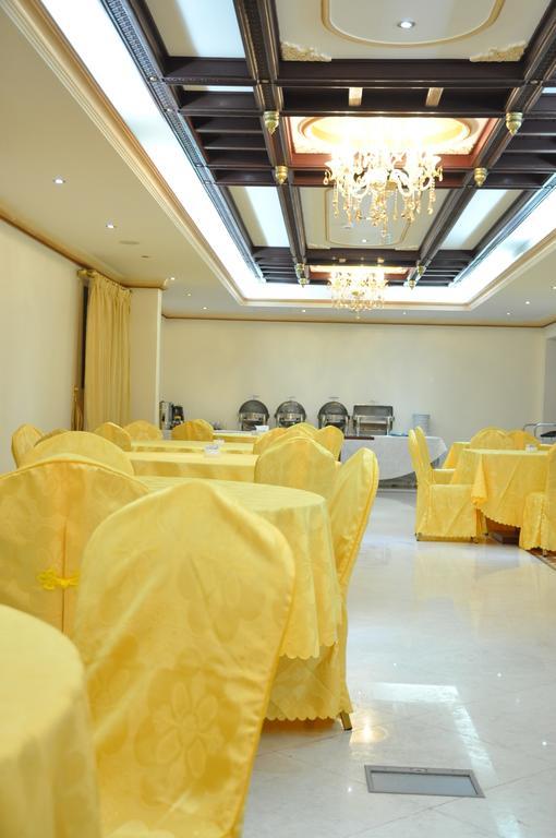 Sahara Hotel Apartments Muscat Exterior foto