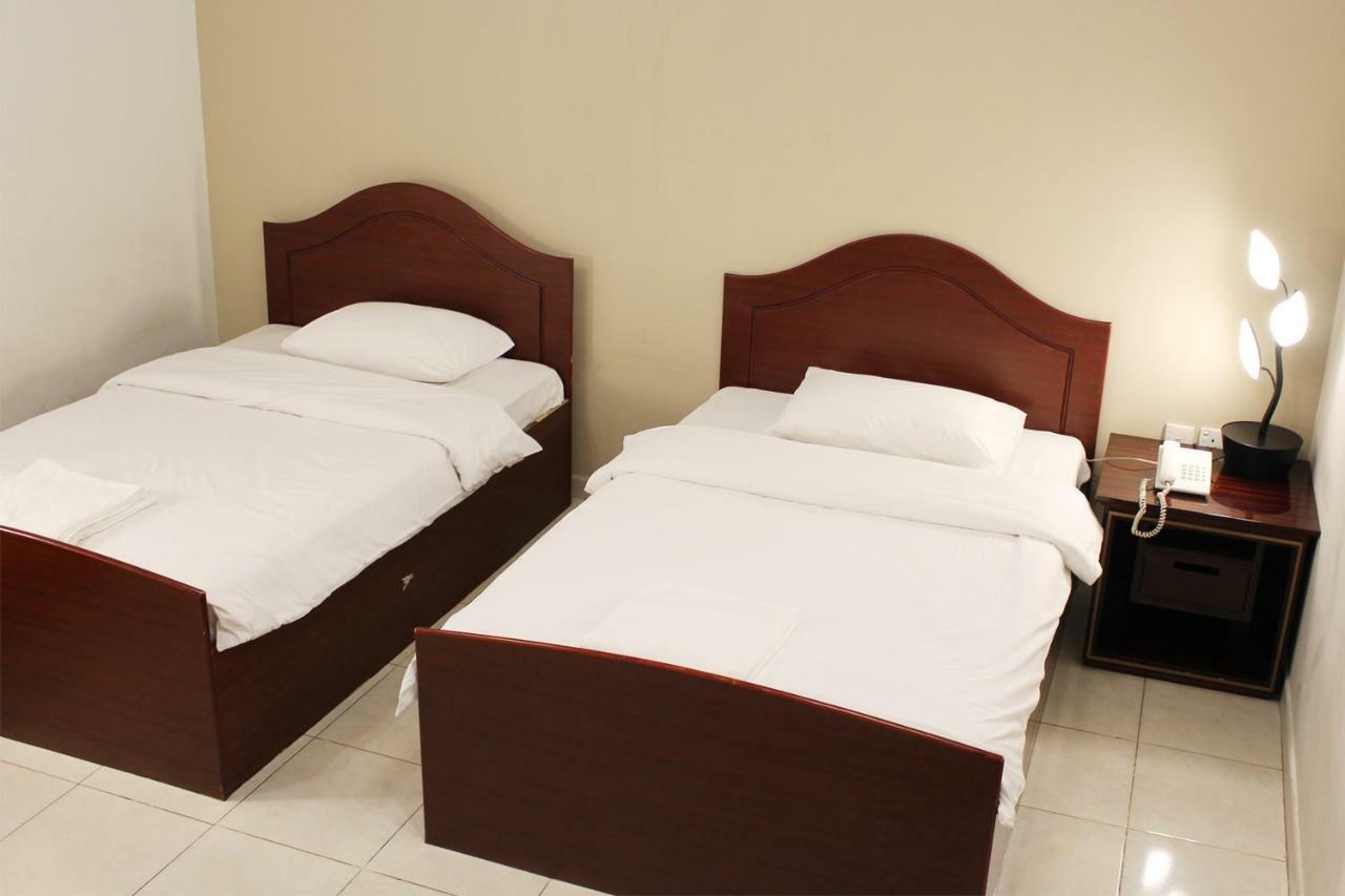 Sahara Hotel Apartments Muscat Exterior foto